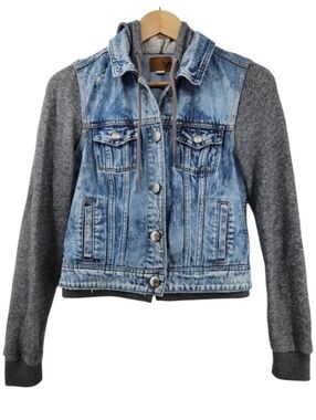 American Eagle Outfitters Distressed Jean Jacket Hoodie Women's Size Small